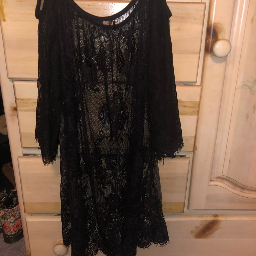 Laced beach coverup